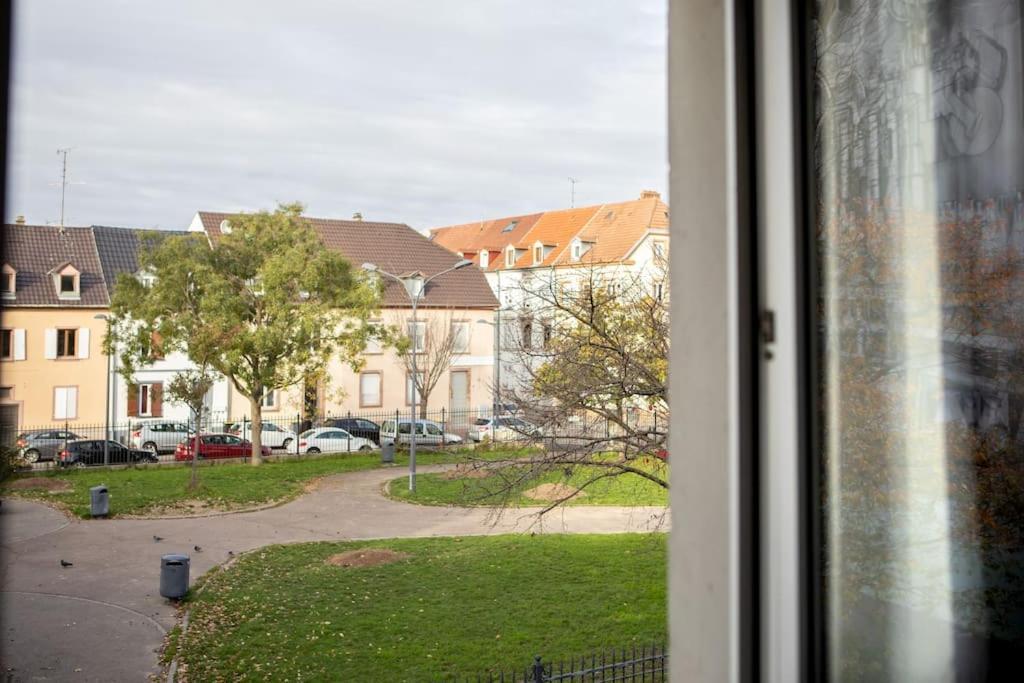 Suite Lumineux Et Moderne, Parking Gratuit, Mulhouse Centre Buitenkant foto
